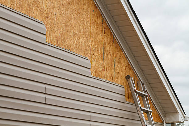 24/7 Emergency Vinyl Siding experts in Madison, OH